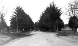 1957 Abriendo las calles y formando la plaza